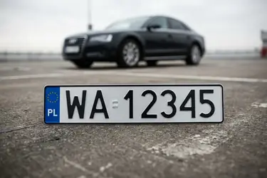 Zgubiona tablica rejestracyjna: co zrobić krok po kroku?