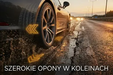 Samochód na mokrej jezdni z koleinami oraz zaznaczonym zachowaniem szerokiej opony walczącej z odprowadzaniem wody.