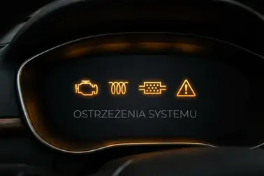 Deska rozdzielcza wyświetlająca kontrolki check engine, filtra DPF i świec żarowych.
