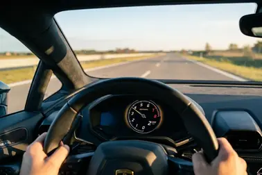 Spokojna jazda próbna z automatyczną skrzynią biegów