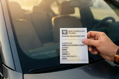 Porównanie numeru VIN Toyoty na pojeździe, w dokumentach i w wyniku dekodera